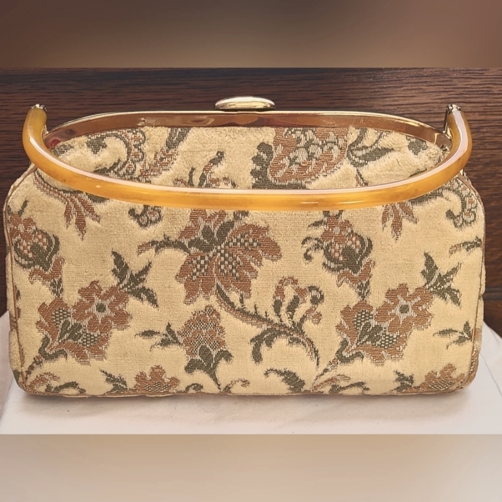 Vintage 1940s Tapestry Bag w/ Bakelite Handle - Picture 8 of 10